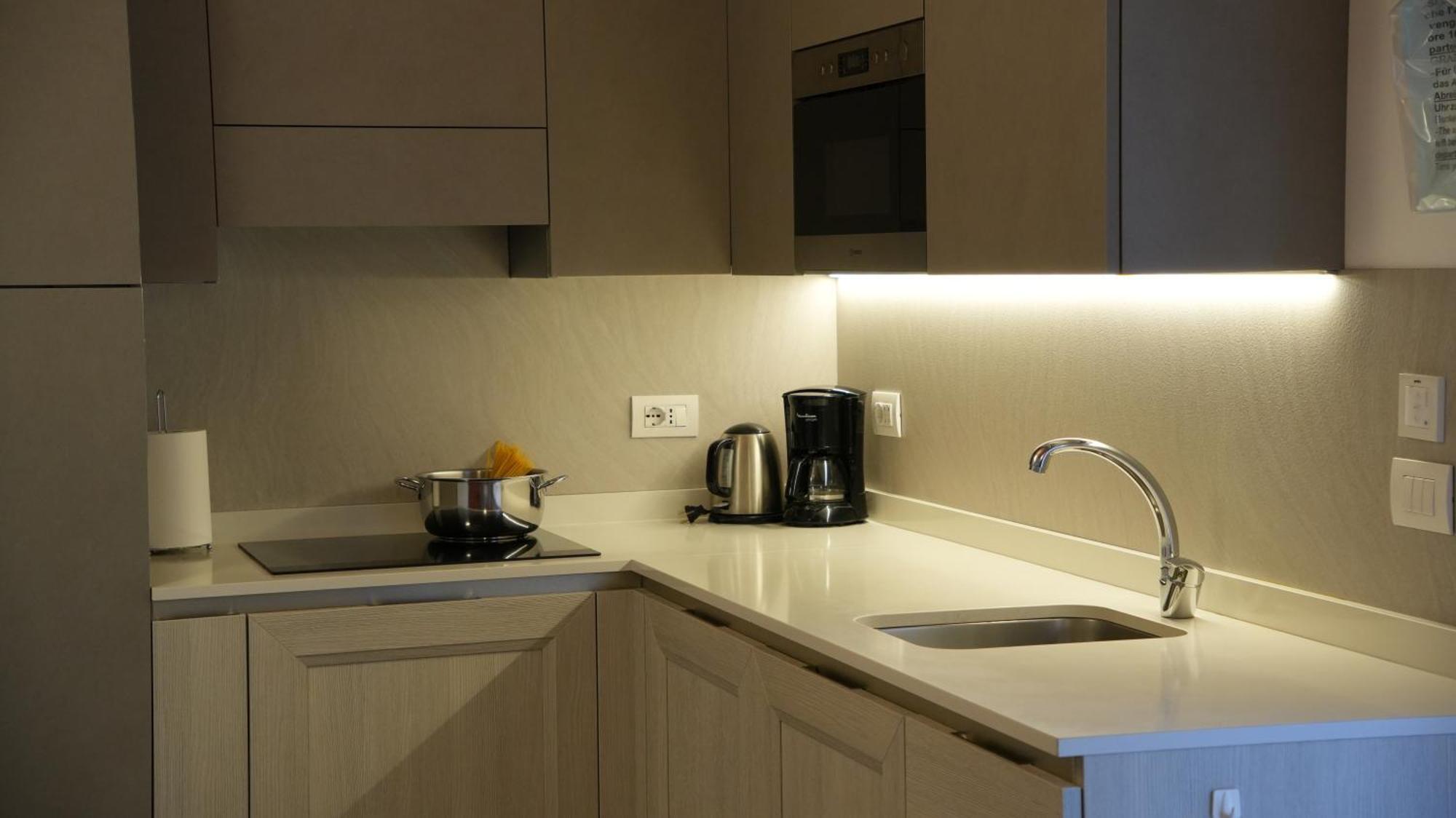 Casa Maria Apartments Рива дел Гарда Стая снимка