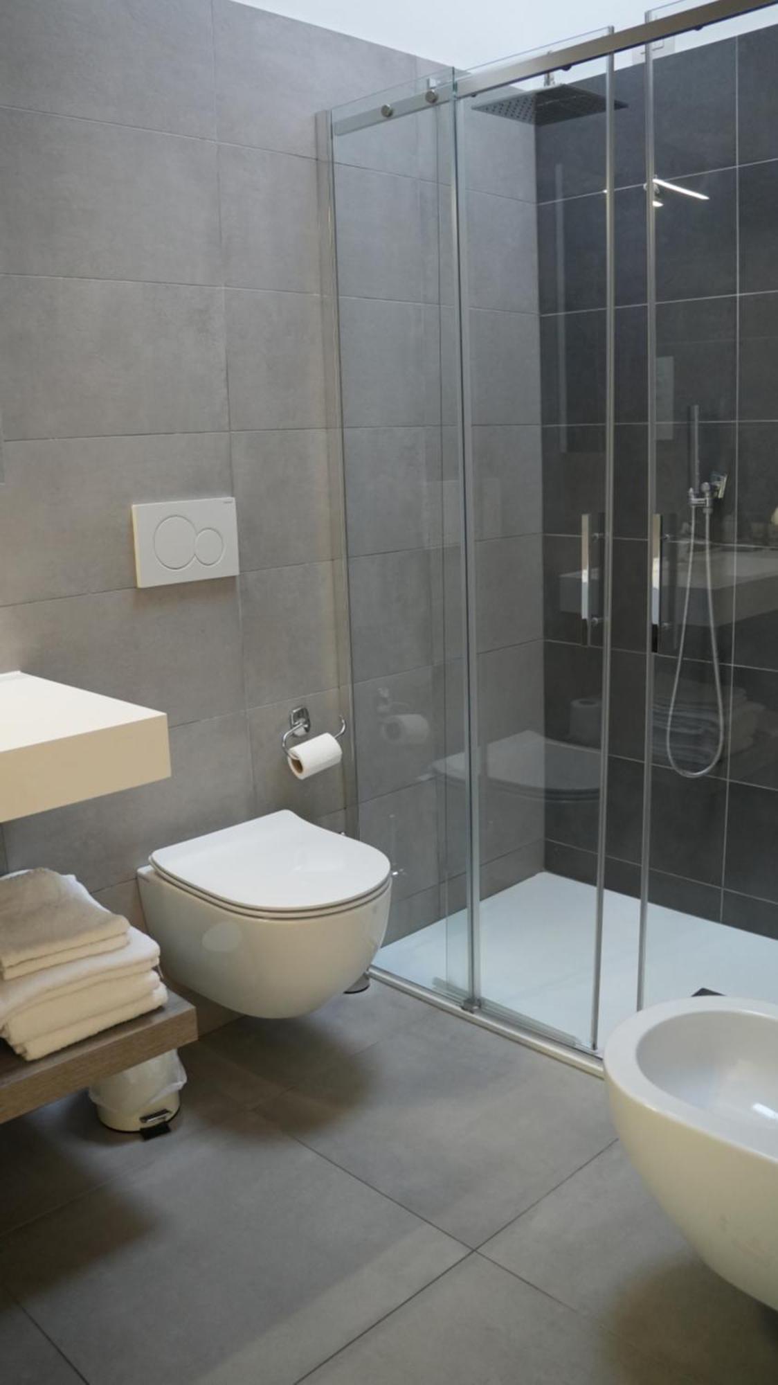 Casa Maria Apartments Рива дел Гарда Стая снимка